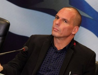 Γ.Βαρουφάκης: «Απειλούσαν τη ζωή της οικογένειάς μου»- Οι «καυτοί» διάλογοι